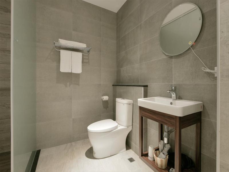Hotel Hesper Hsr Taichung Exterior photo